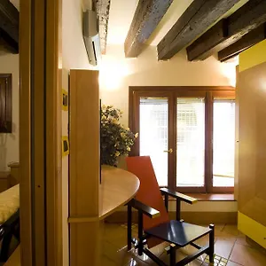 i-gioielli-del-doge-topazio.hotelslidodijesolo.com/
